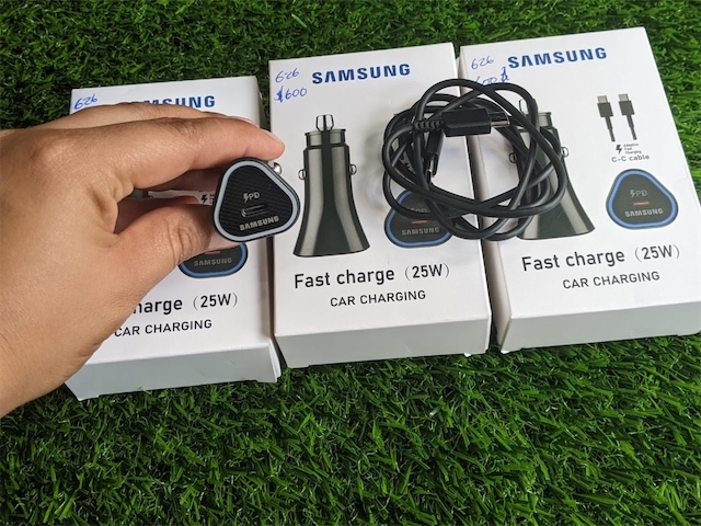 celulares y tabletas - Cargadores para carros tipo c Samsung  0