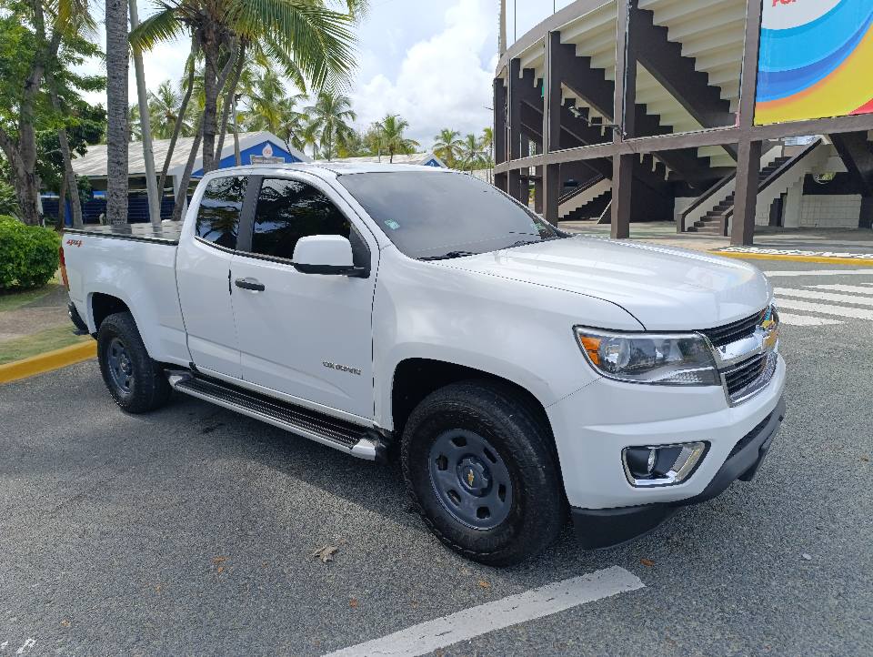 jeepetas y camionetas - 2019 Chevrolet Colorado 4cil 4x4 3