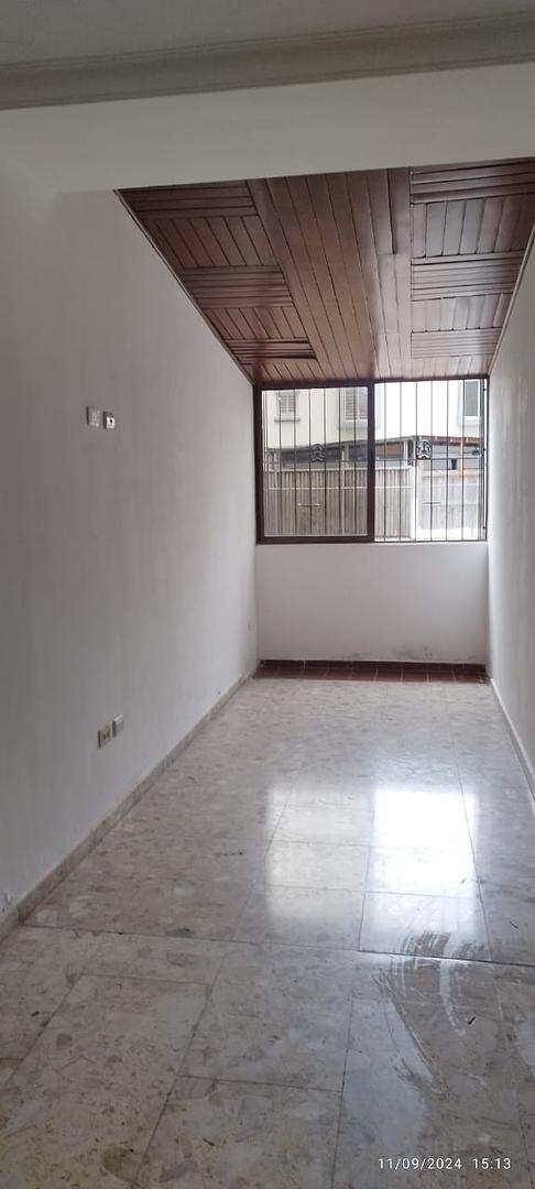 apartamentos - OPORTUNIDAD Se Alquila Amplio Departamento Mirador Sur 3