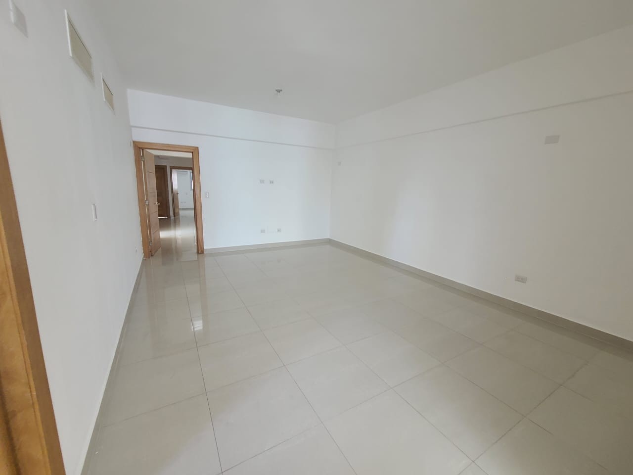 apartamentos - Vendo 5to* Piso Con Ascensor En Zona de Prestigio del Ensanche Naco
CODIGO: PD61 5