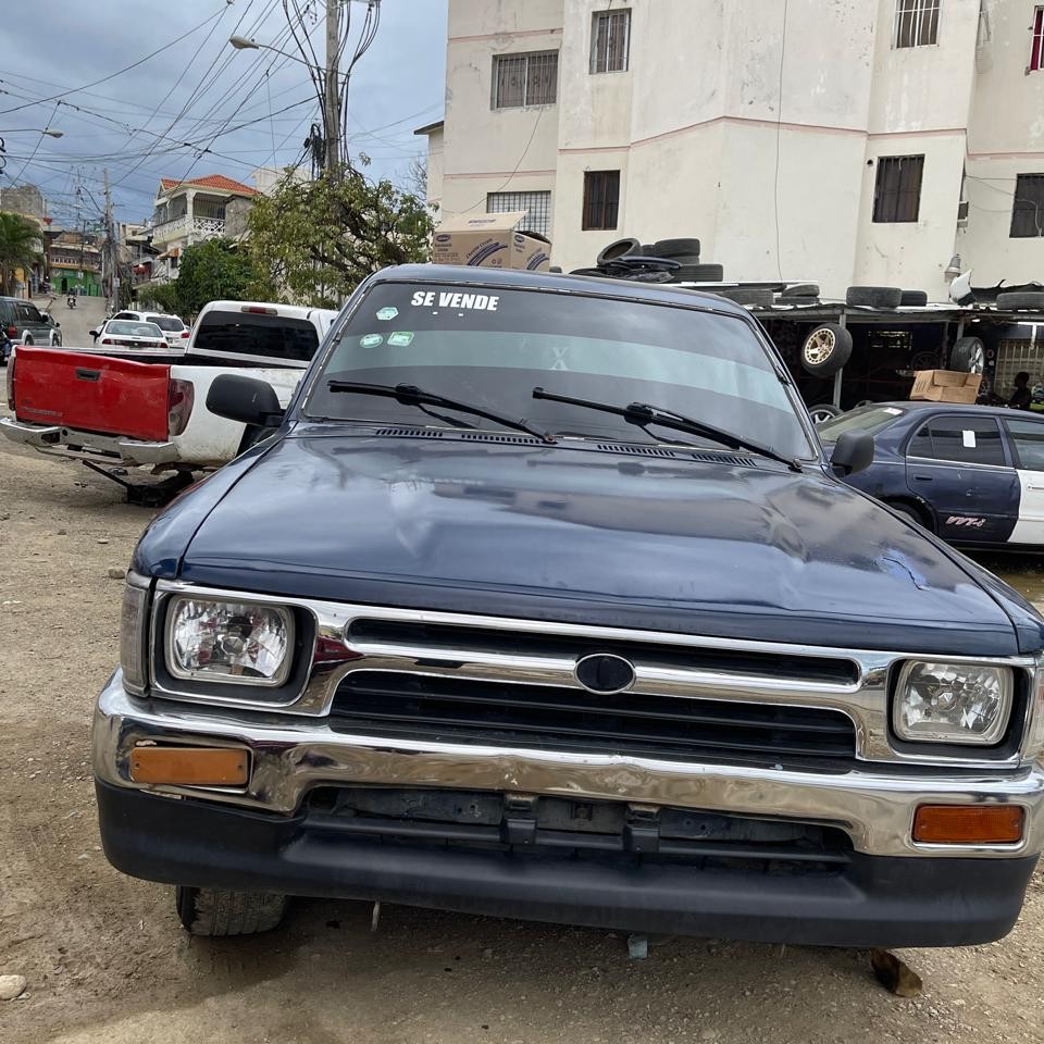 jeepetas y camionetas - Toyota hilux 1994 0