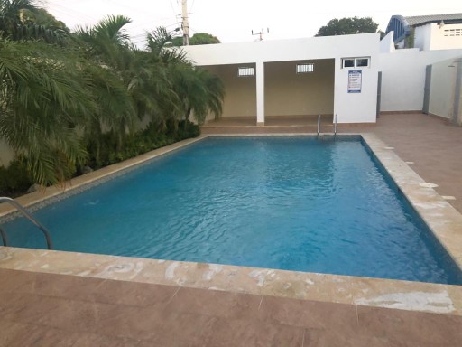 apartamentos - Confortable apartamento con piscina cerca de todo y una esquina de la playa 0