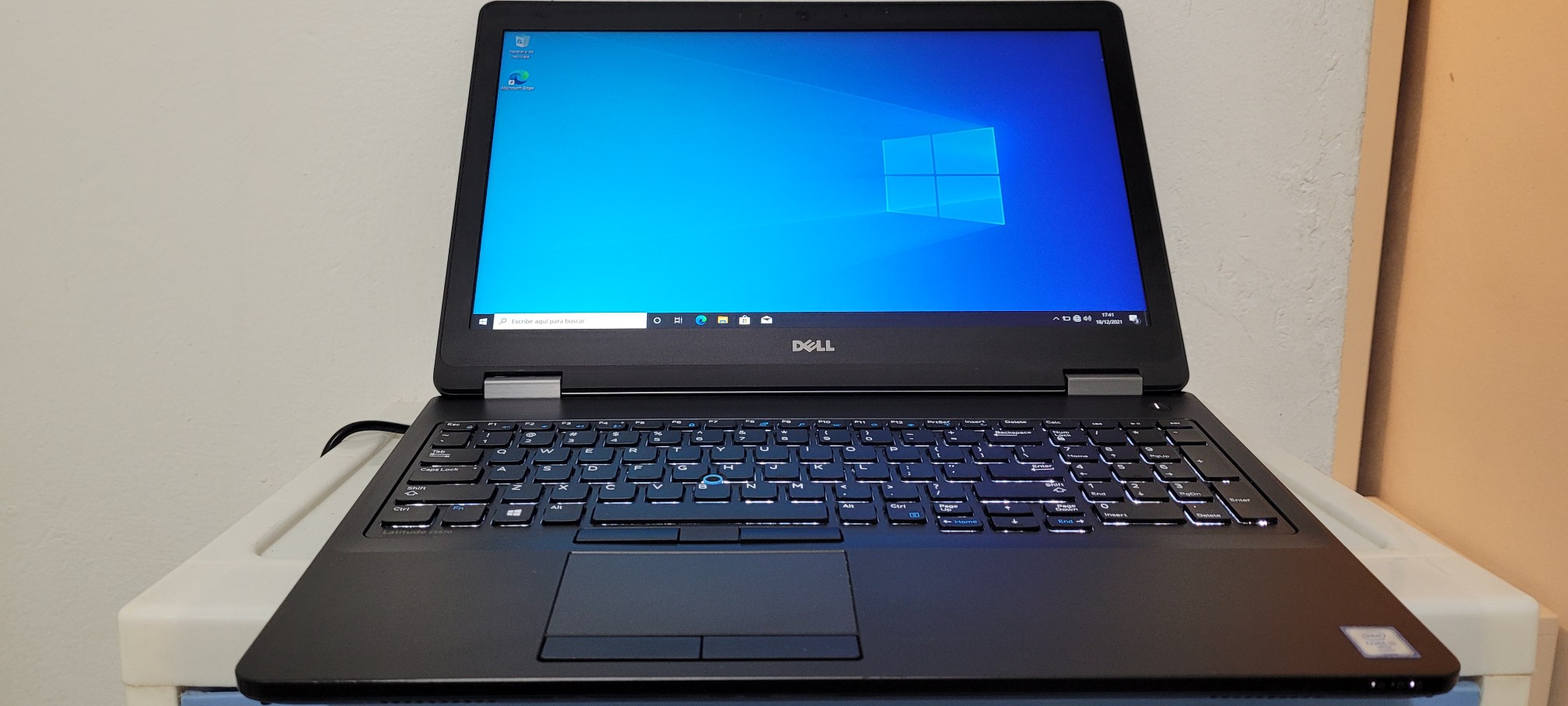 computadoras y laptops - Dell 5570 17 Pulg Core i5 6ta Gen Ram 8gb Ddr4 Disco 128gb SSD Y 500GB HDMI