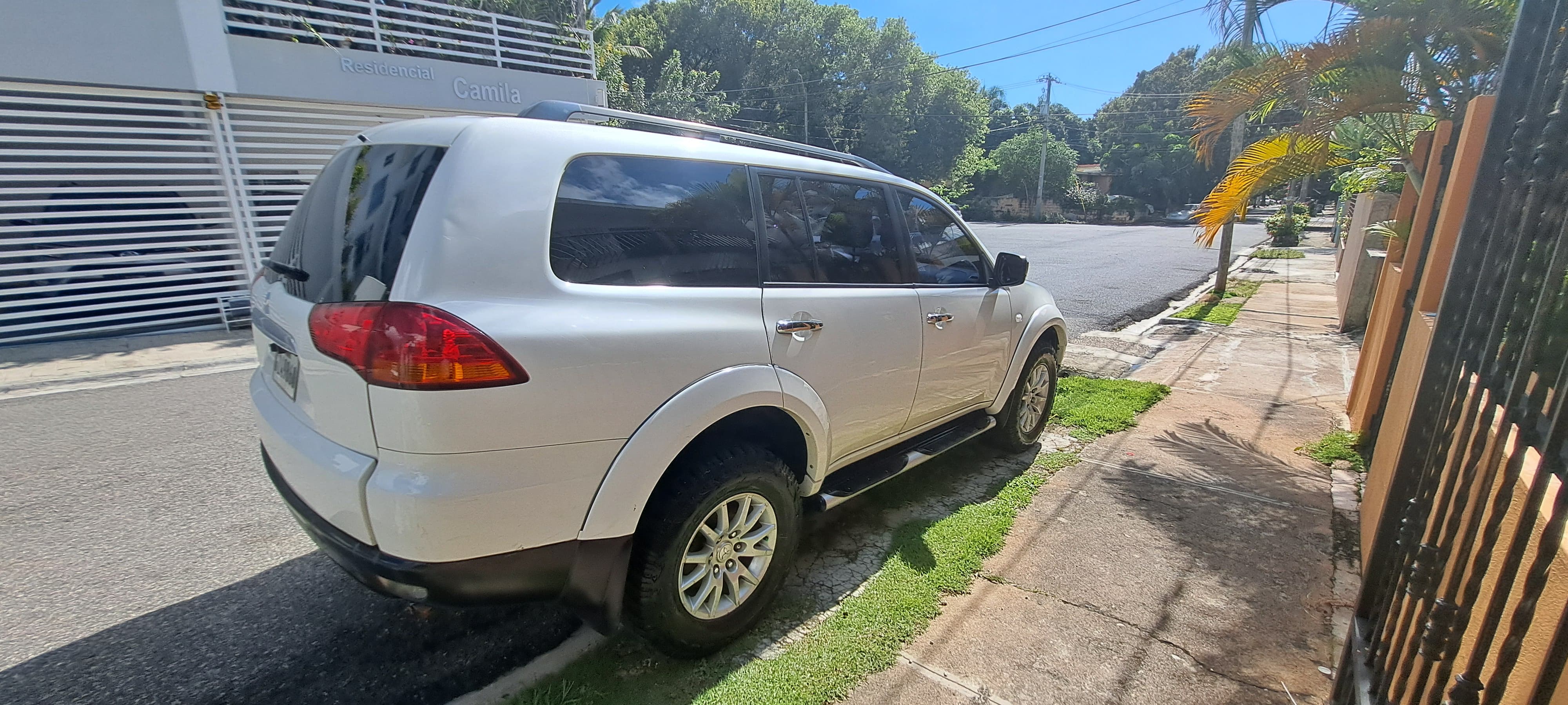 jeepetas y camionetas - mitsubishi nativa 2009