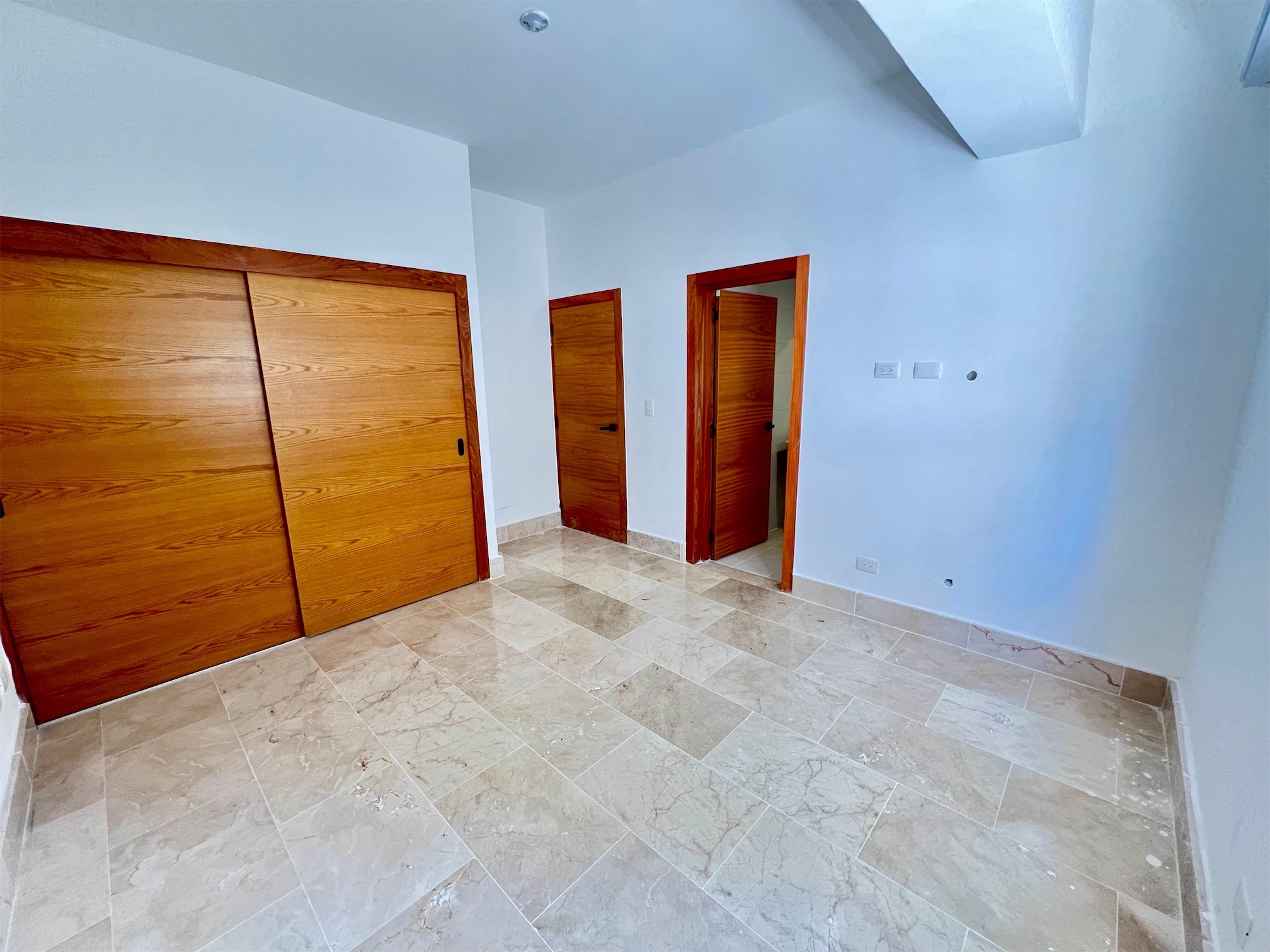 apartamentos - Apartamento con línea blanca en alquiler ubicado en Piantini de 2 habitaciones  8