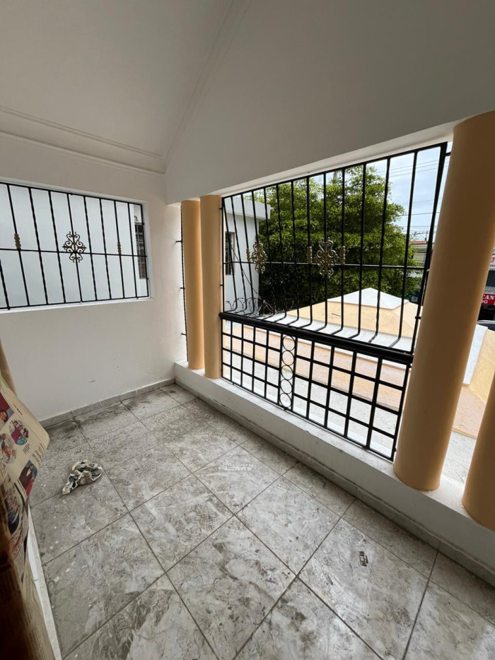 casas -  Casa en Venta Remodelada en Alma Rosa