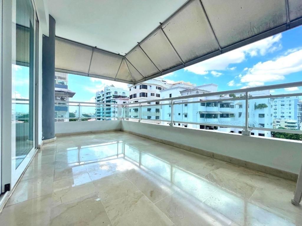 apartamentos - Venta de apartamento en Evaristo Morales  0