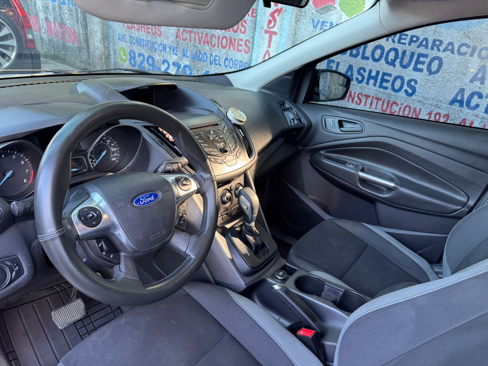 jeepetas y camionetas - Vendo Ford Escape SE 2014 9