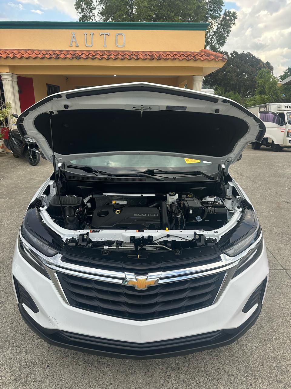 jeepetas y camionetas - 2022 Chevrolet Equinox LS  7