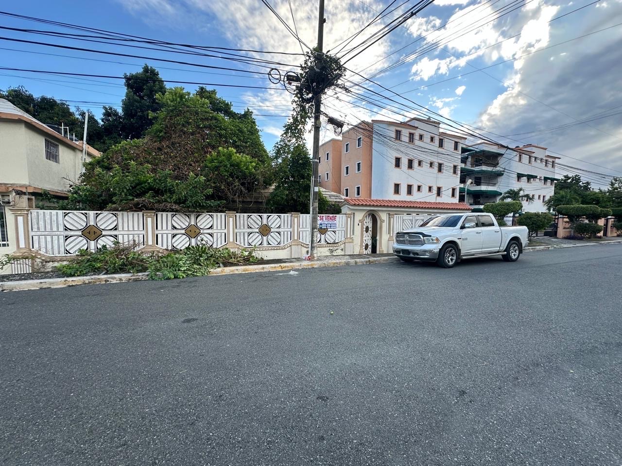 casas - Se vende esta Propiedad con 605 metros  4