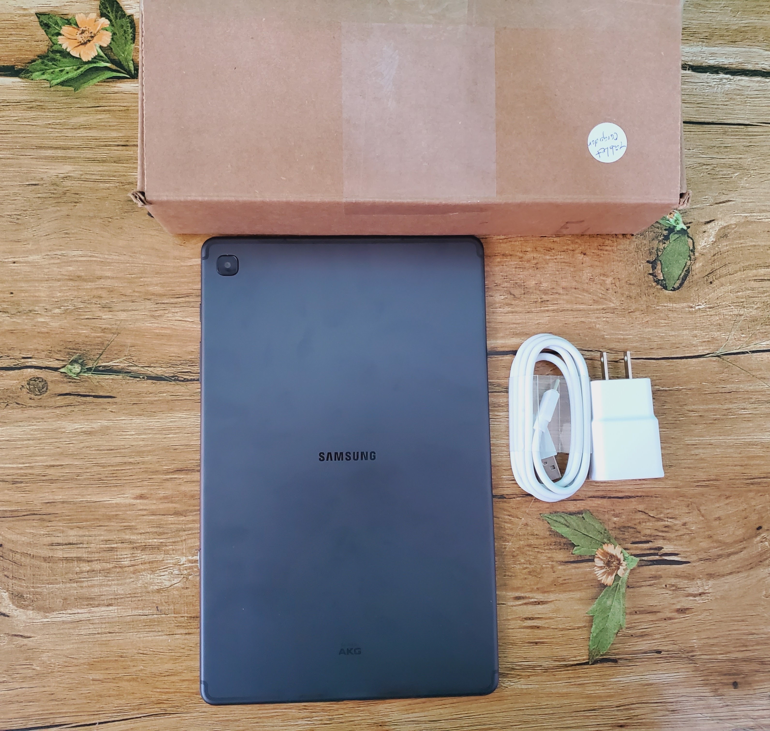 celulares y tabletas - Samsung Tab S6 LITE  6