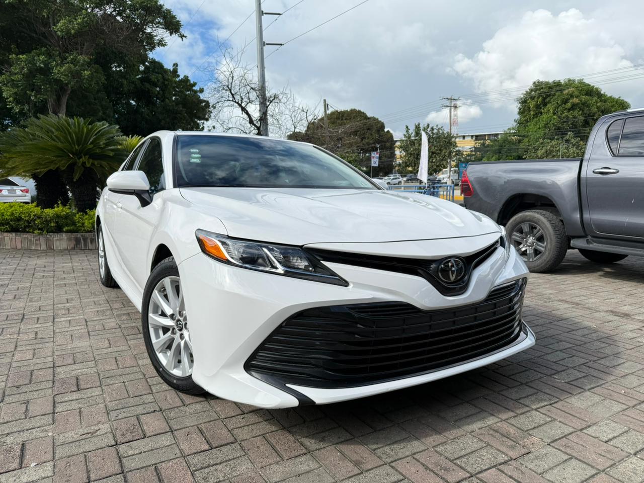 carros - Toyota camry se 2019 1