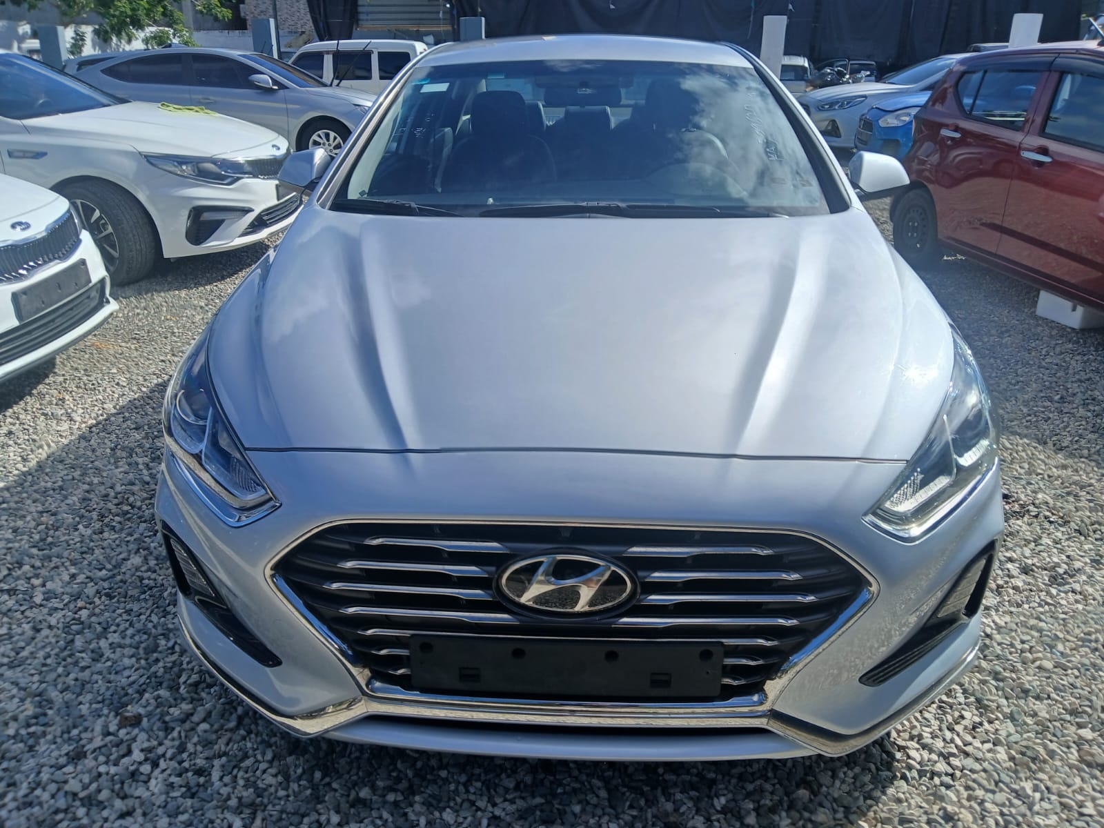 carros - VENDO HYUNDAI AVANTE 2020 FINANCIAMIENTO DISPONIBL