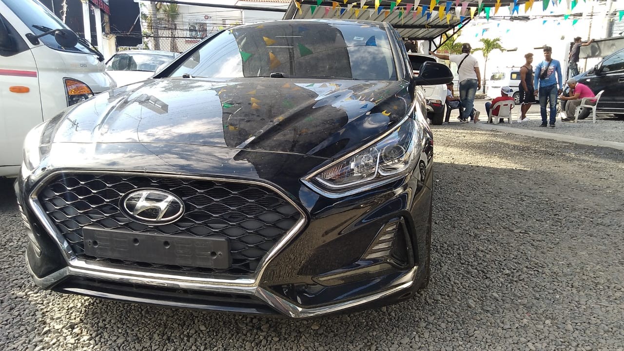 carros - HYUNDAI SONATA NEW RISE 2021 NEGRODESDE: RD$825,100.00