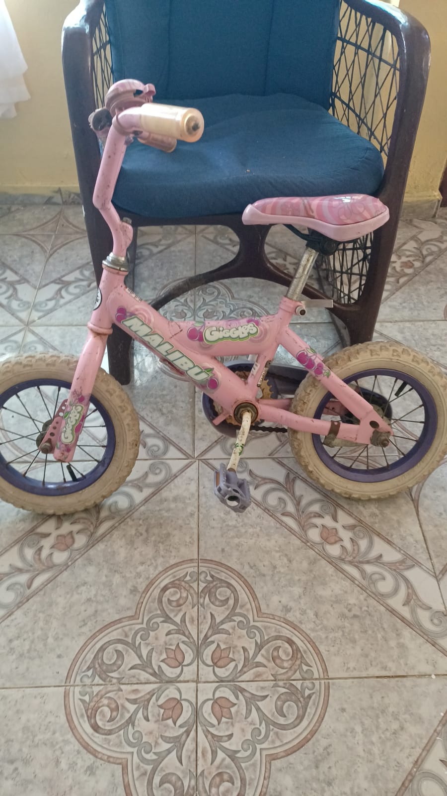 bicicletas y accesorios - Se vende bicicleta para niña 3 a 7 años  0