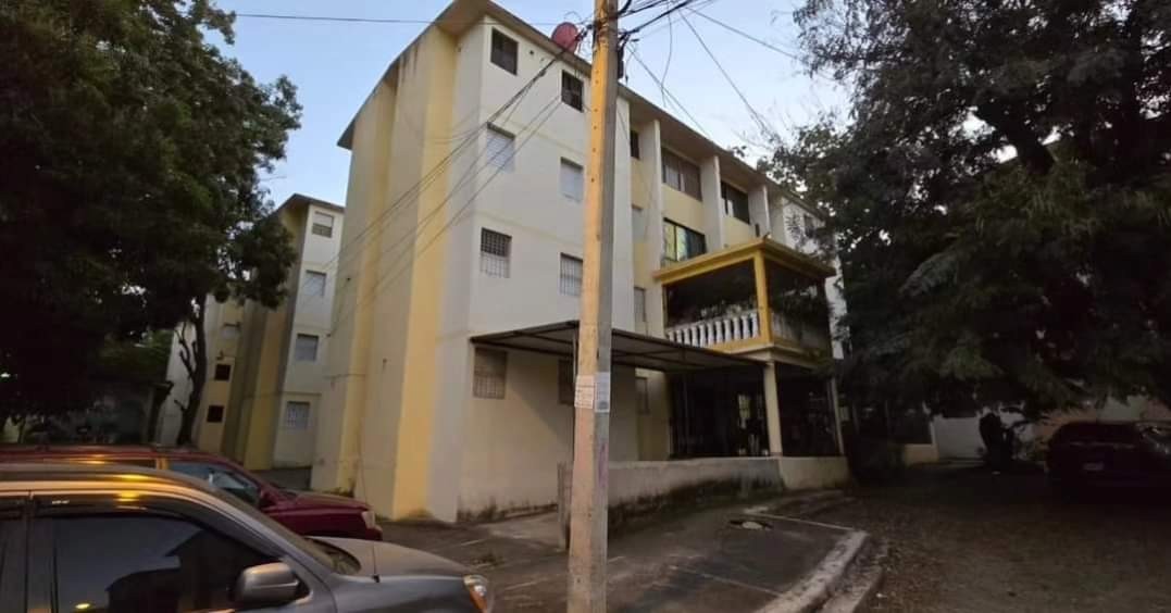 apartamentos - Vendo 3er piso villa olímpica manzana A a un paso de la universidad 