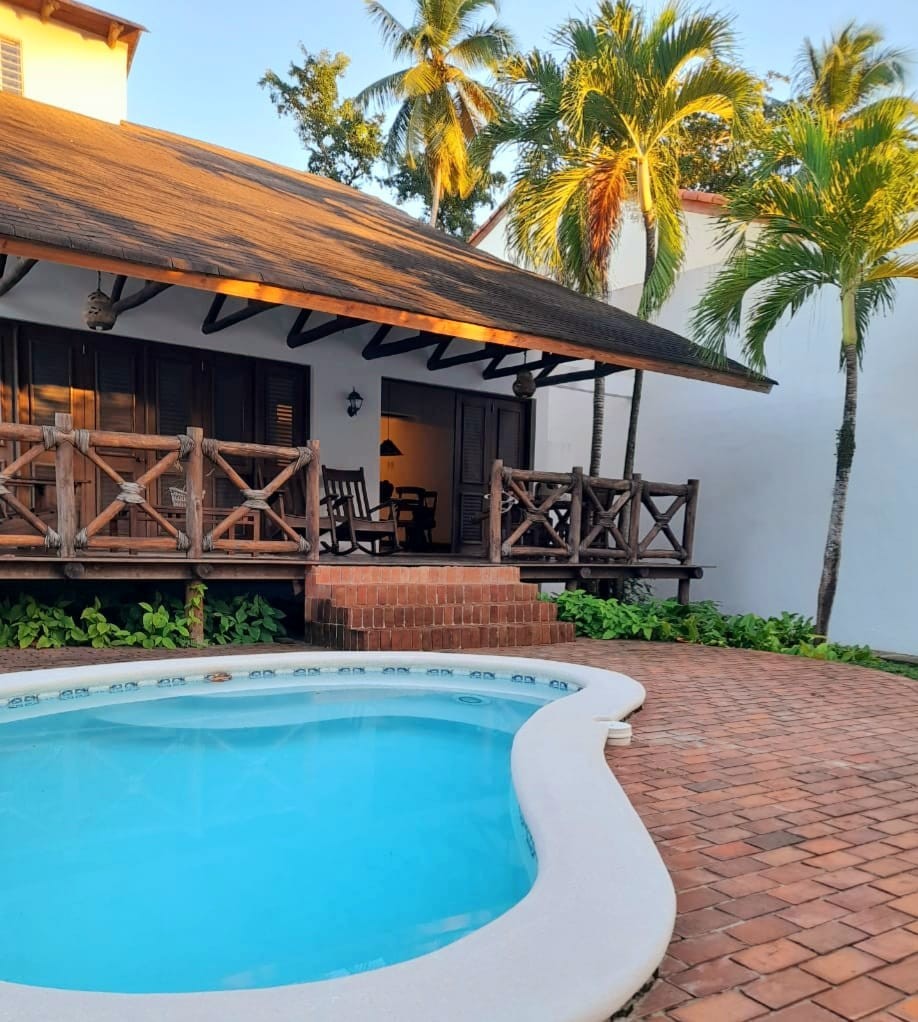 casas - Venta, villa privada de 3 habitaciones con piscina en Las Terrenas, Samaná