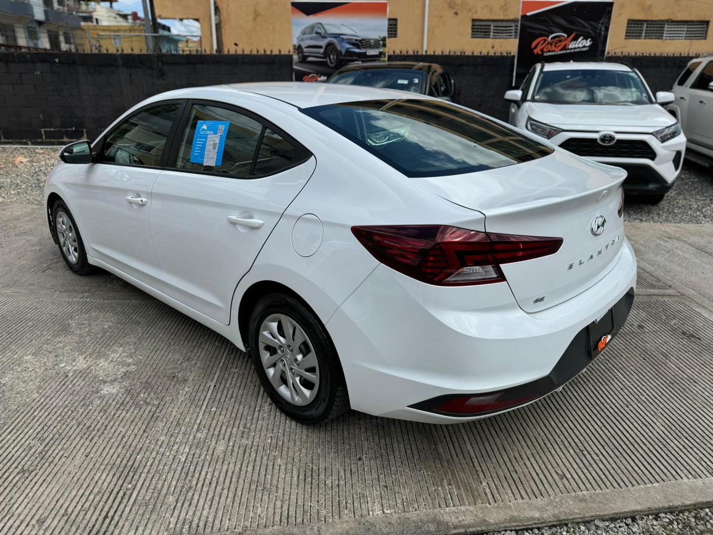 carros - Hyundai Elantra SE 2019 3