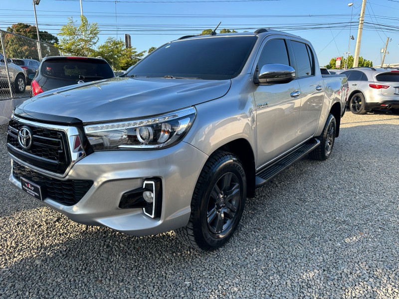 jeepetas y camionetas - Toyota hilux 2020 2