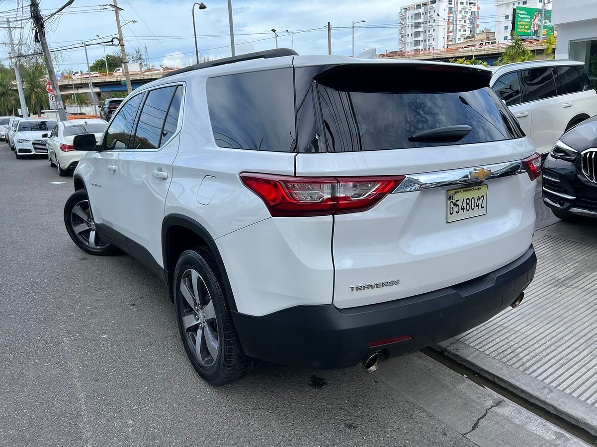 jeepetas y camionetas - CHEVROLET TRAVERSE 2021 2