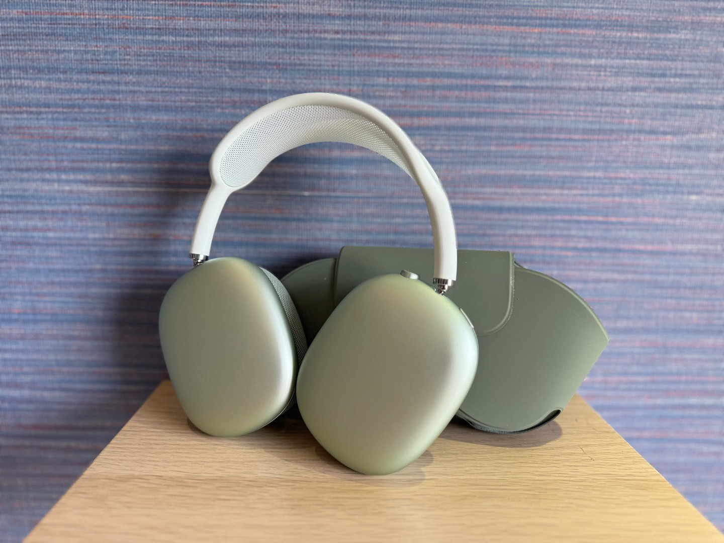 camaras y audio - AIRPODS MAX VERDE COMO NUEVO, ORIGINAL RD$ 20,500 NEG| TIENDA 0