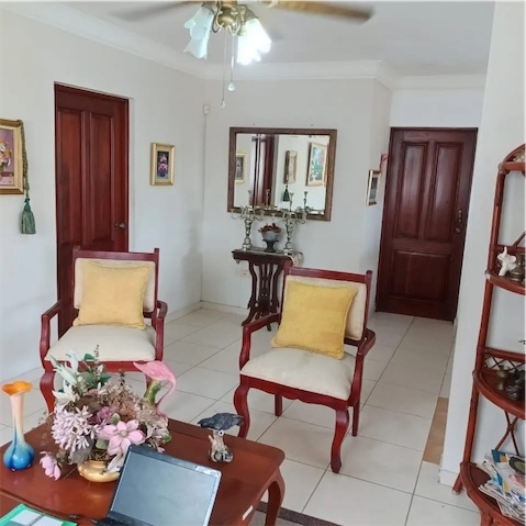 casas - Casa em venta av independência 1