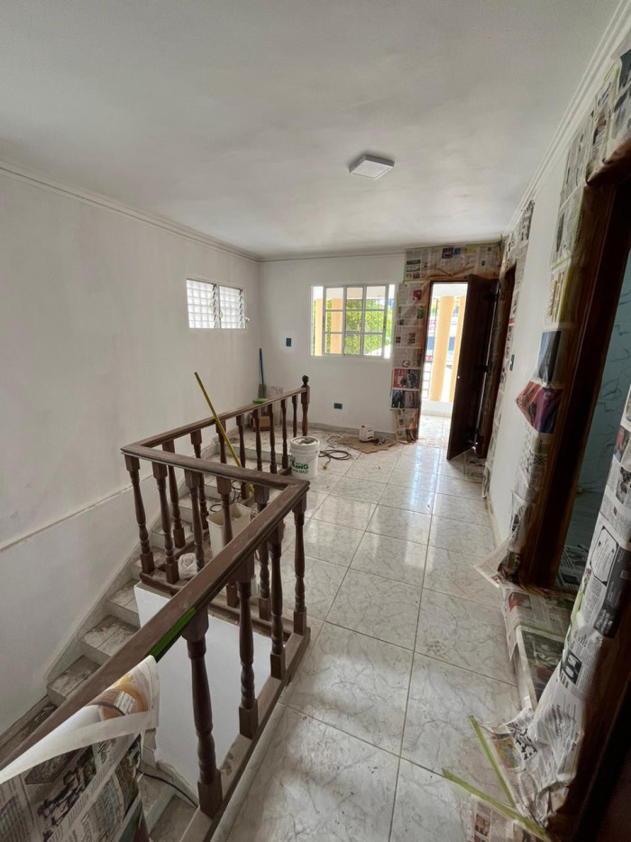 casas -  Casa en Venta Remodelada en Alma Rosa 2