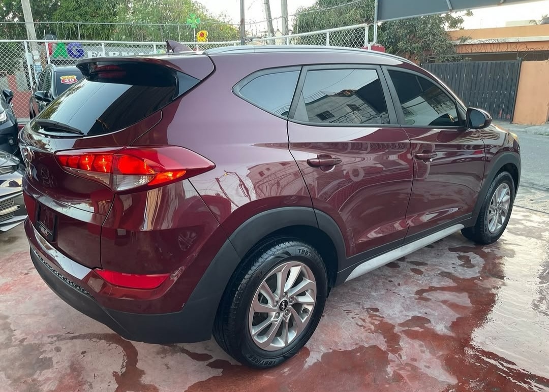 jeepetas y camionetas - 2018 Hyundai Tucson SEL 2