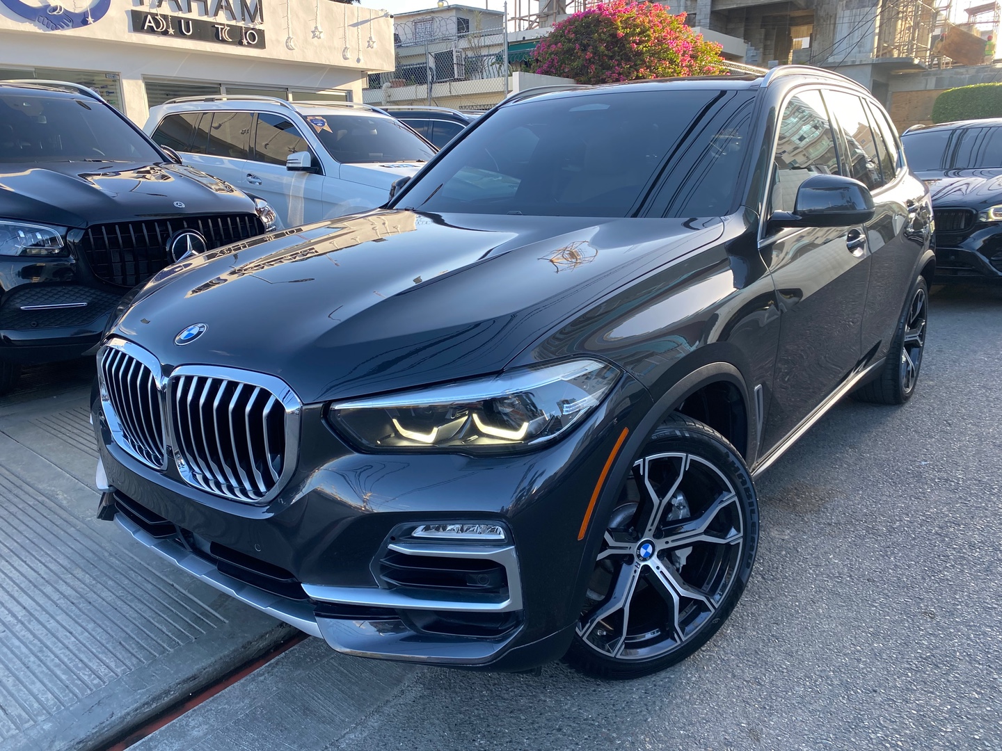 jeepetas y camionetas - BMW X5 X-drive 2019