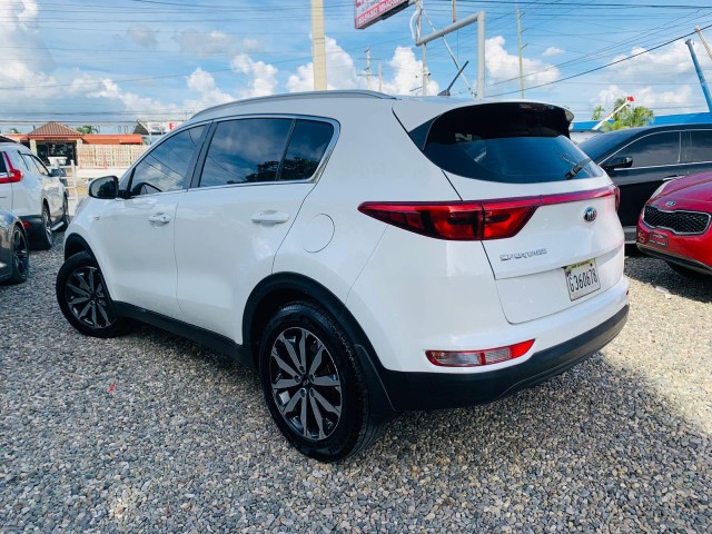 jeepetas y camionetas - Kia Sportage 2017 3