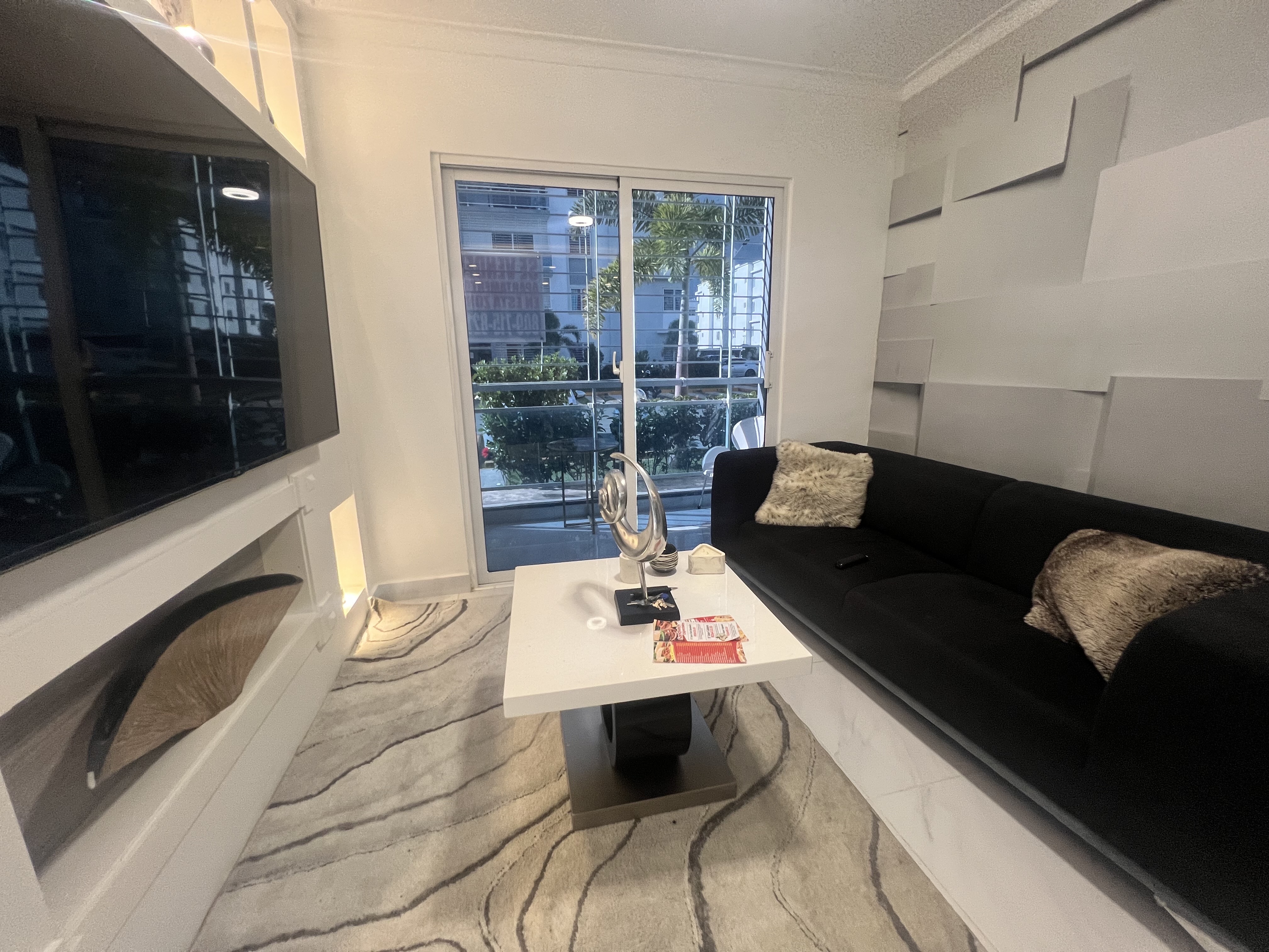 apartamentos - venta de apartamento full amueblado primer piso listo en autopista  san Isidro 2