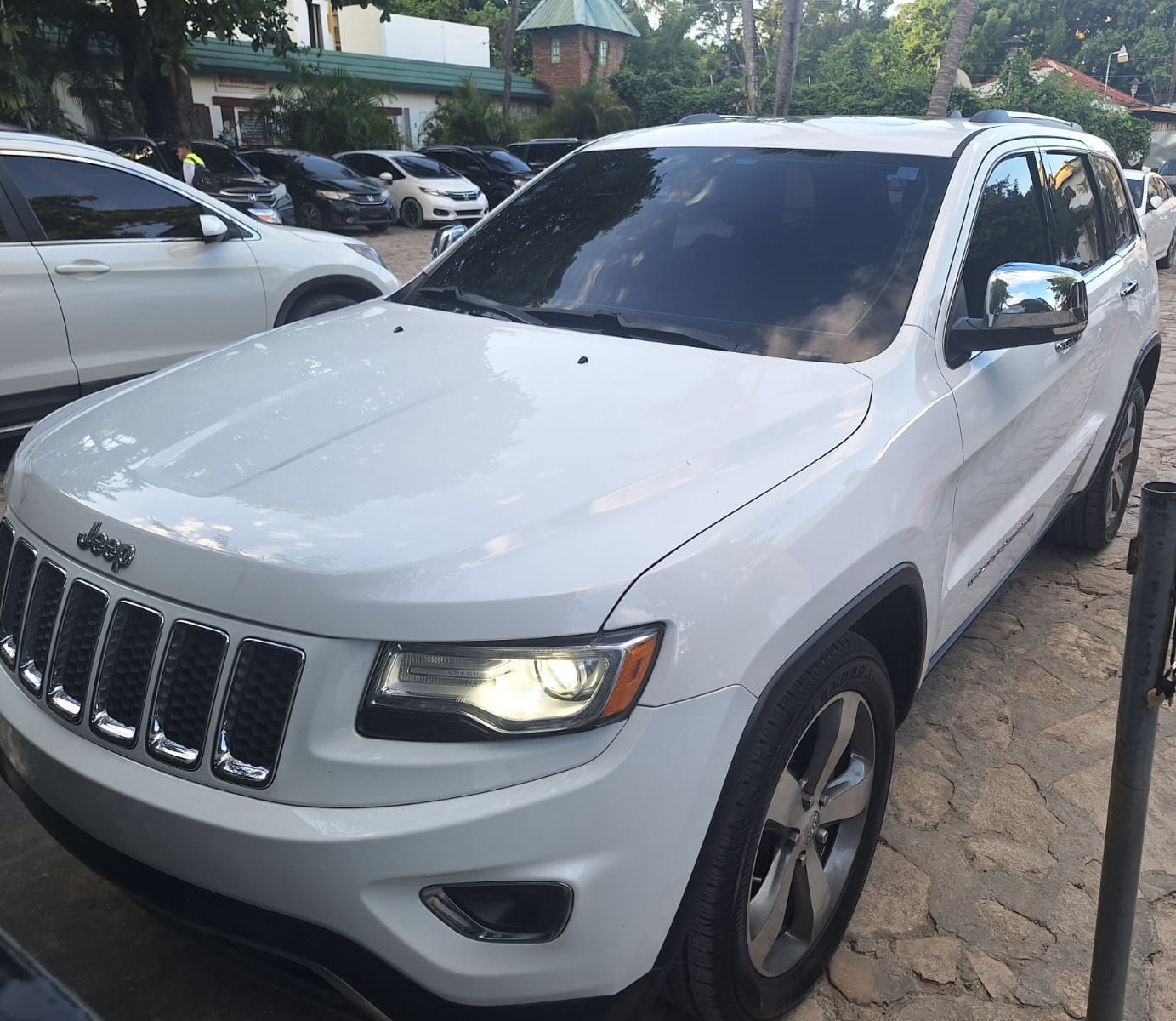 jeepetas y camionetas - Jeep Gran Cherokee Limited 1