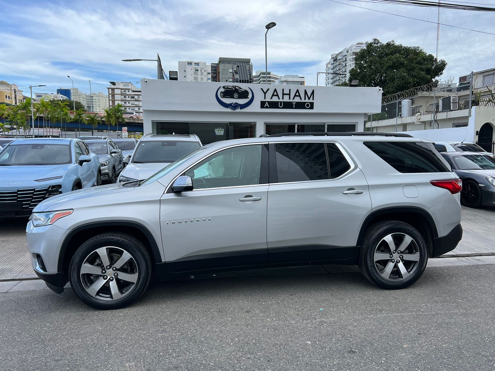 jeepetas y camionetas - CHEVROLET TRAVERSE 2021 6