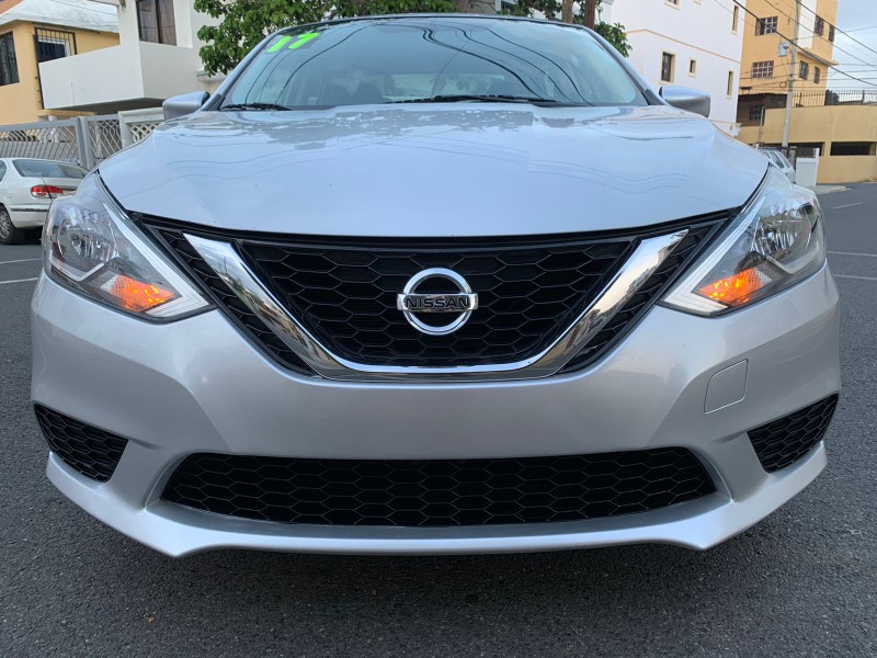 carros - Nissan sentra sv 2017 1