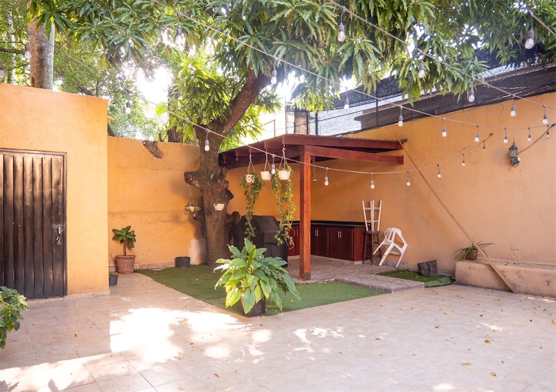 casas - Casa en venta en Arroyo hondo cerca al Jardín Botánico , precio de oportunidad 1