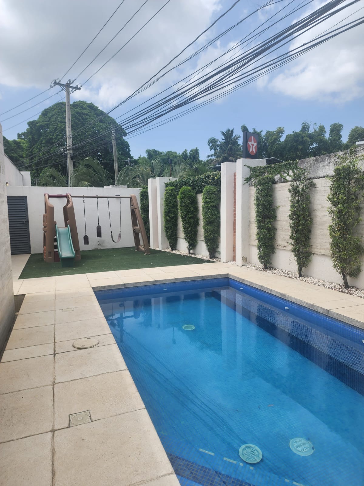 casas - Vendo hermosa moderna casa de dos niveles Arroyo h 5