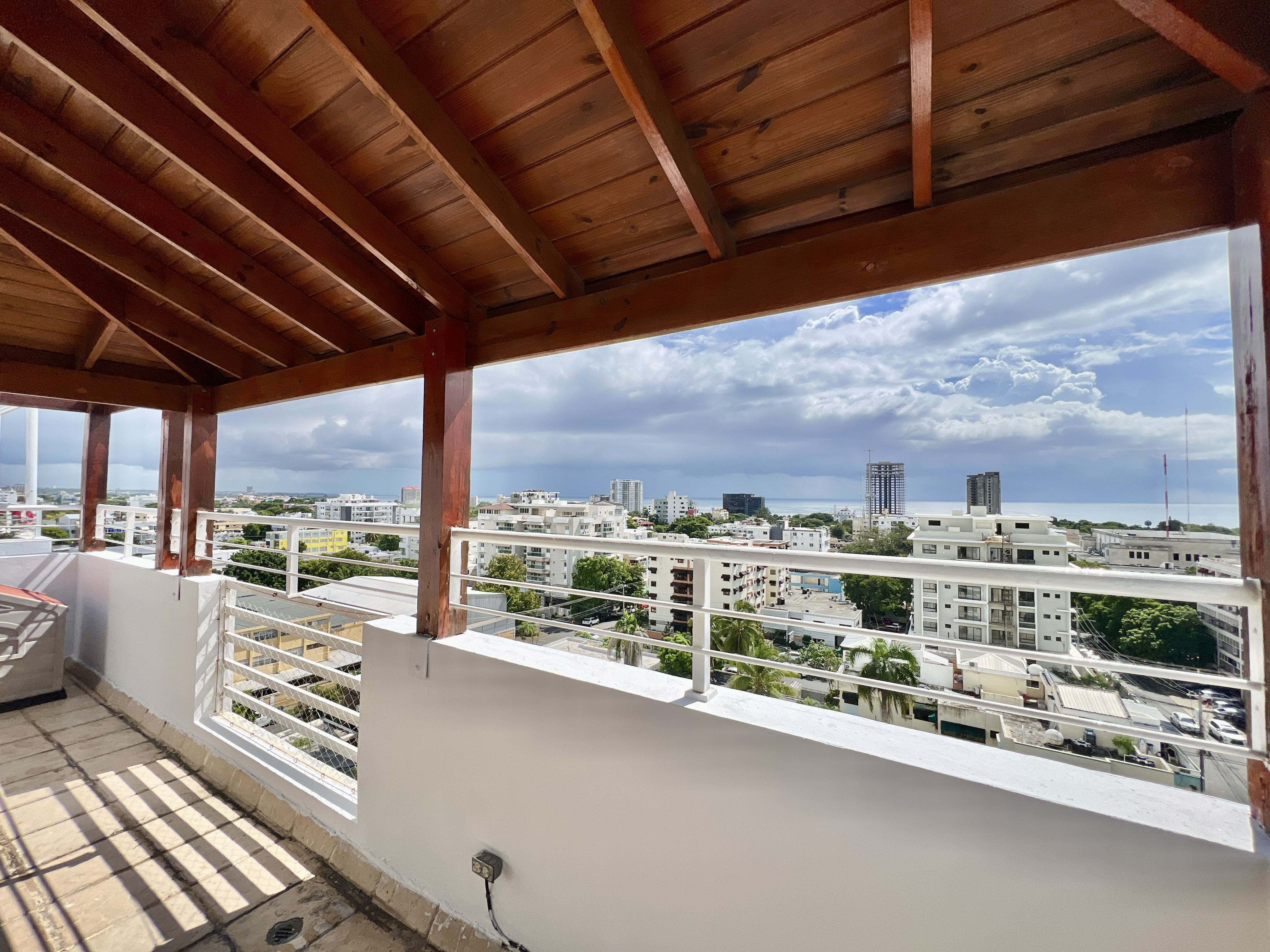 penthouses - apartamento amueblado alquiler en gazcue  3