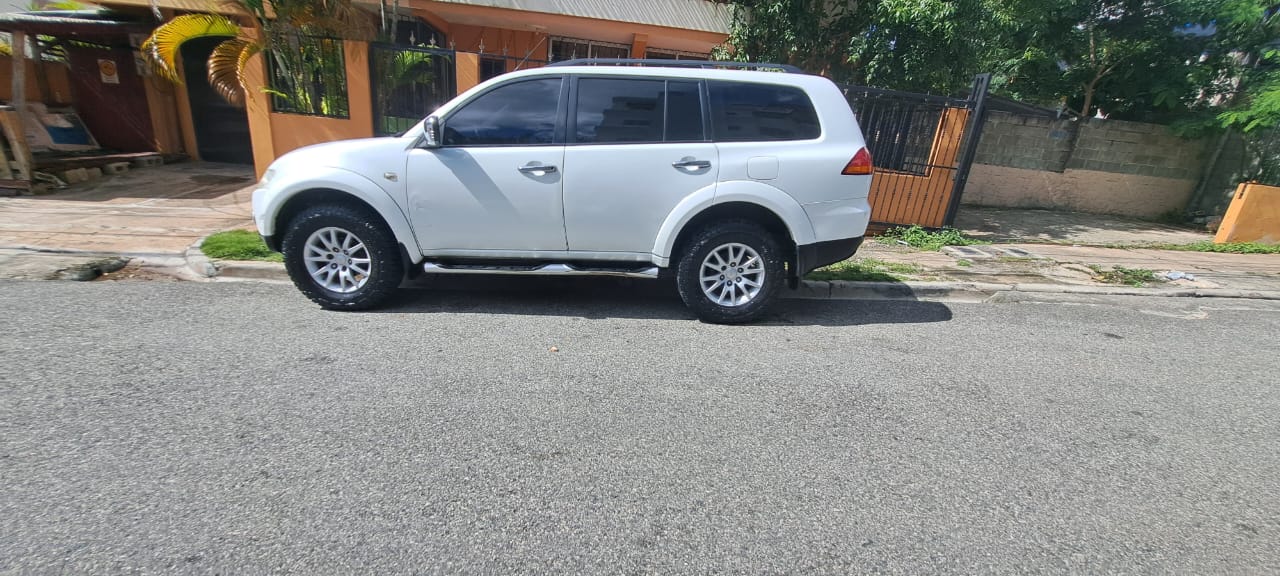 jeepetas y camionetas - mitsubishi nativa 2009 4