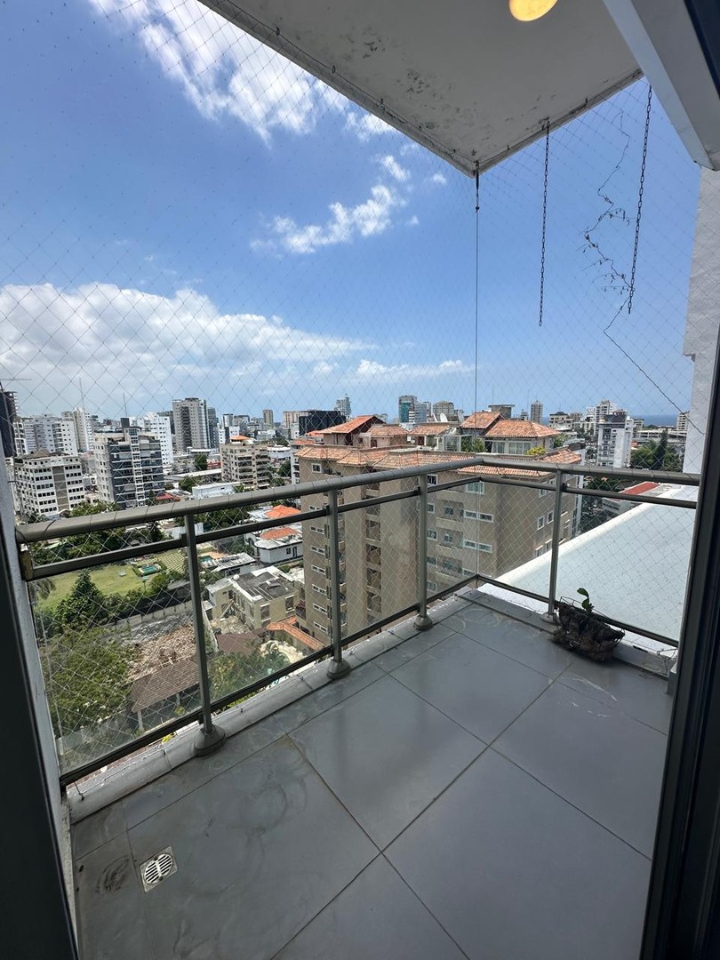 apartamentos - VENDO Apartamento De Oportunidad Torre Moderna En Naco