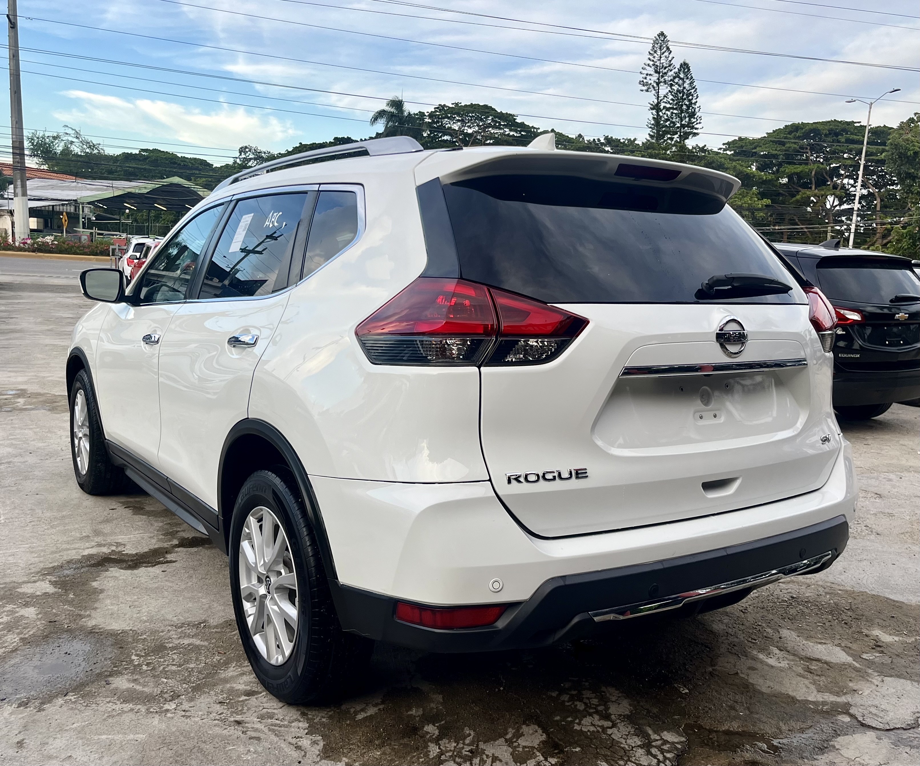 jeepetas y camionetas - Nissan Rogue 2019 SV - Clean carfax 3