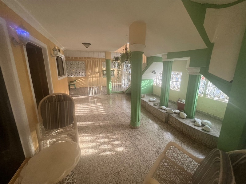 casas - Venta de casa en la urbanización mi hogar con 2 apartamentos Santo Domingo este 2