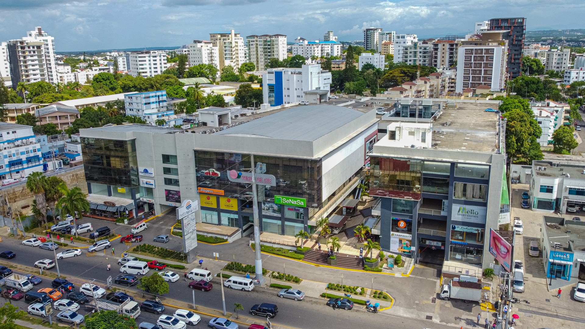 oficinas y locales comerciales - Local Comercial en Santiago de los Caballeros - Bella Terra Mall 4