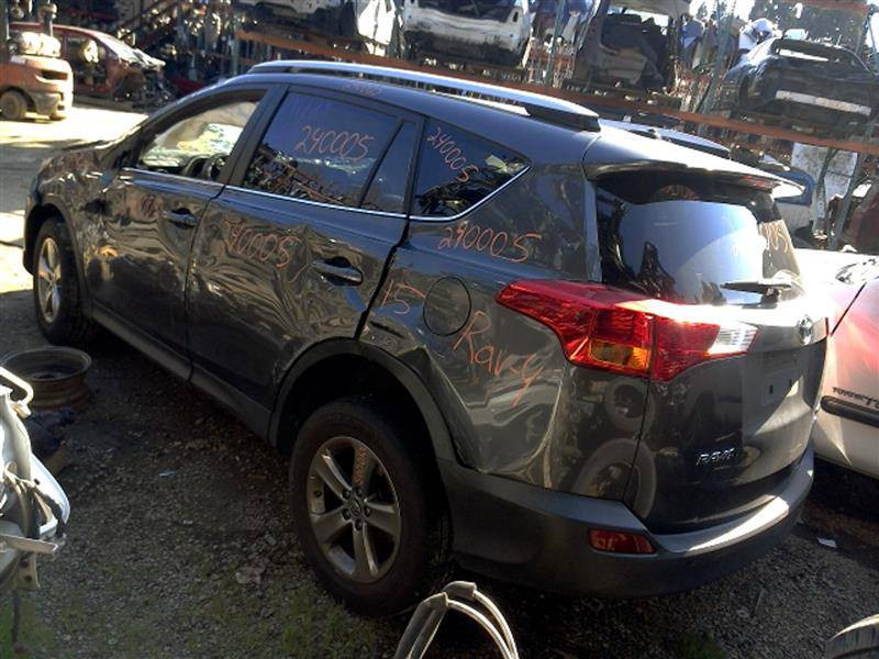 repuestos - VENDO EL MOTOR PARA 2015 TOYOTA RAV4 XLE 2.5L AWD 2