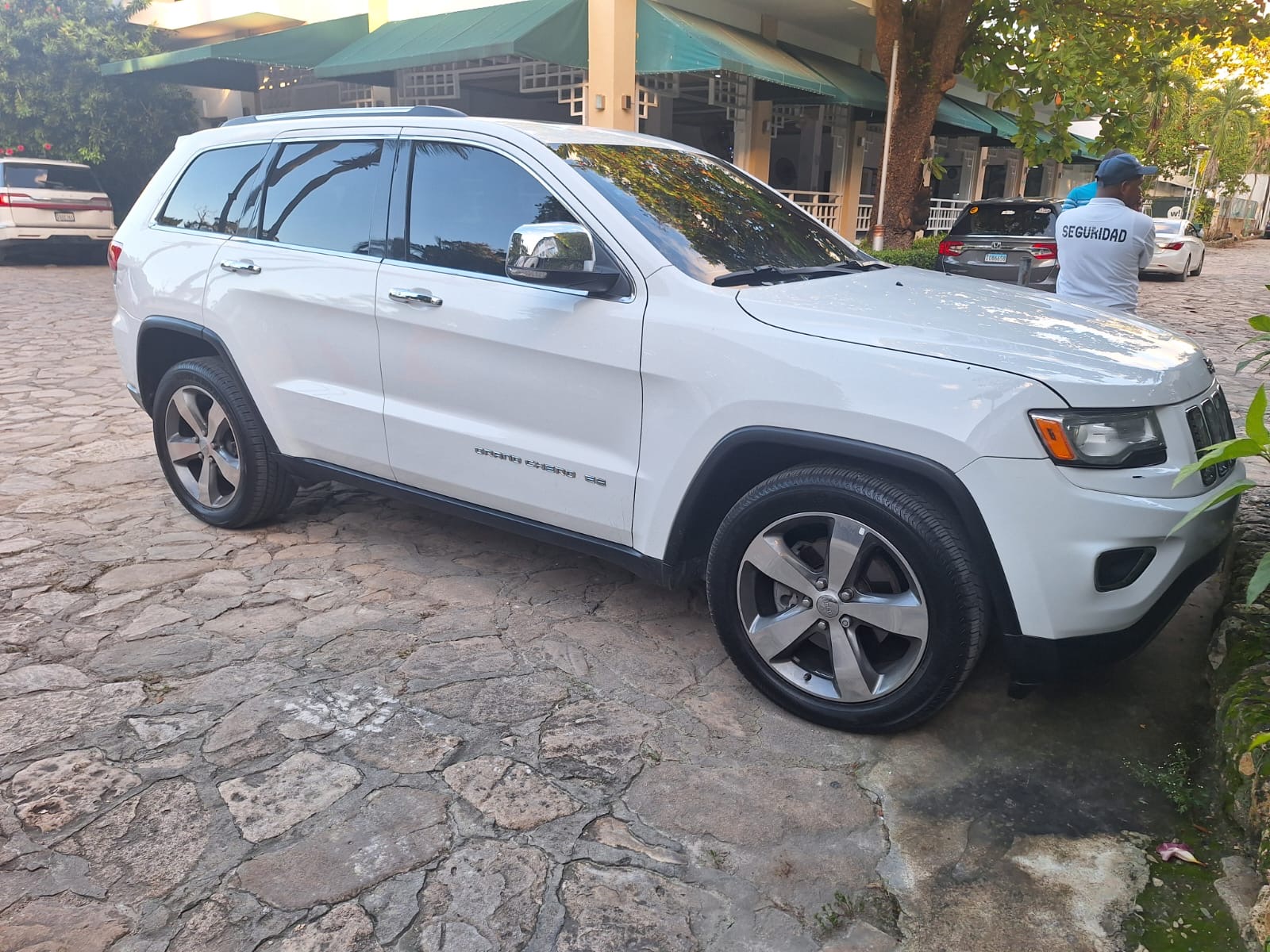 jeepetas y camionetas - Jeep Gran Cherokee Limited 3