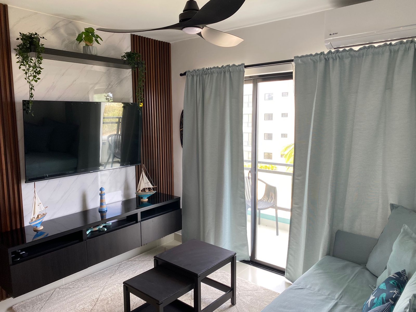 apartamentos - HERMOSO APARTAMENTO "AMUEBLADO", A TAN SOLO 3 MINUTOS DEL DOWNTOWN DE PUNTA CANA 3