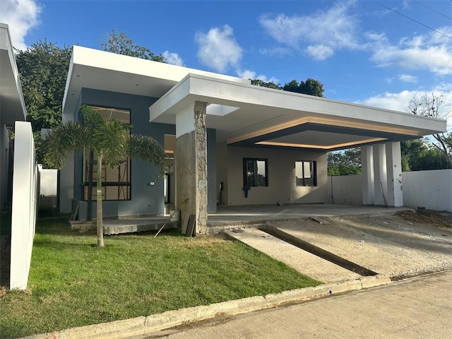 casas - Casa en proyecto cerrado Gurabo  3