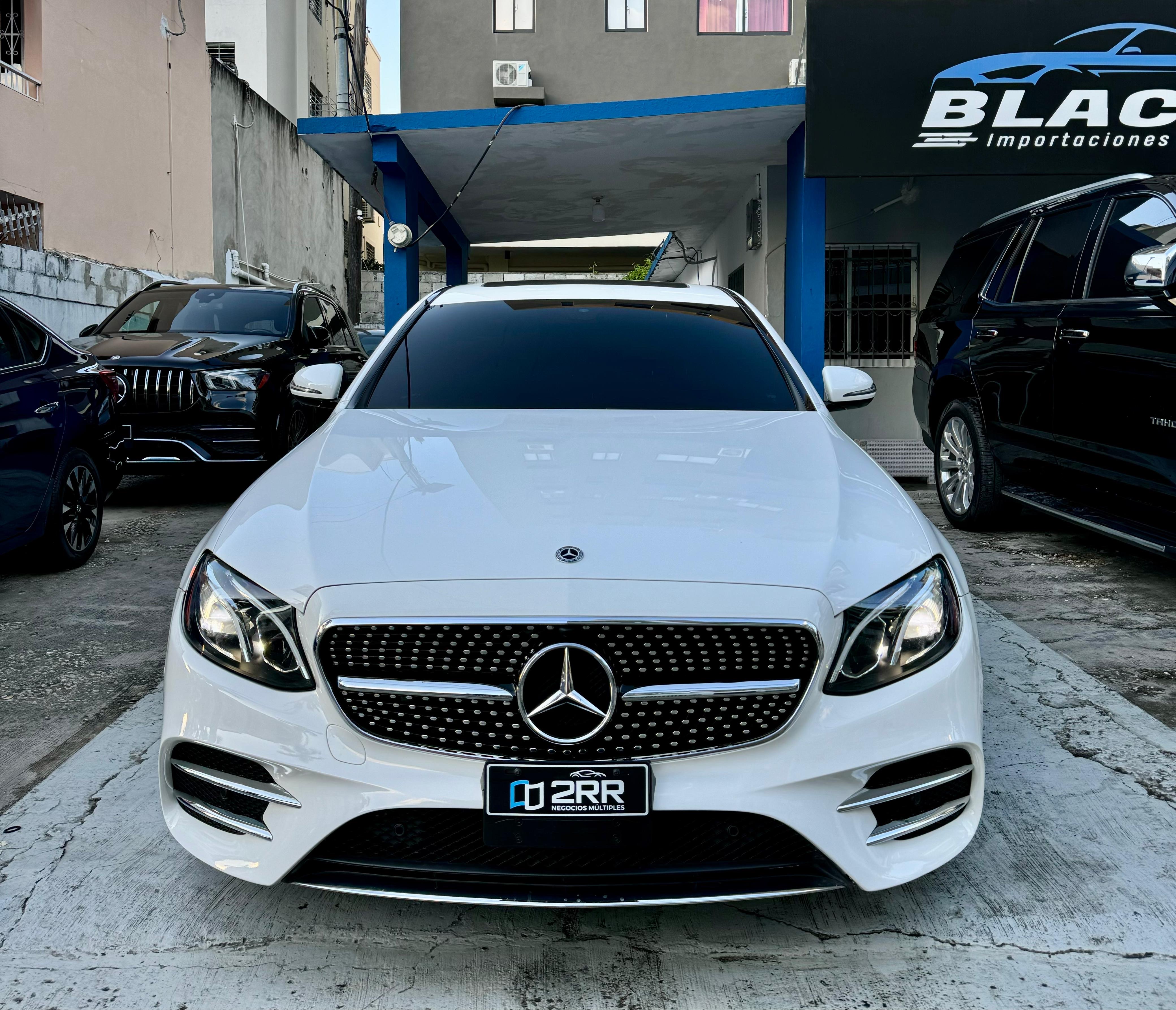 carros - Mercedes Benz E300 2017