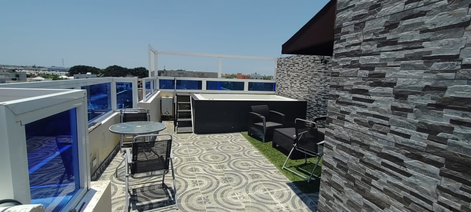 apartamentos - Venta de penthouse con jacuzzi la autopista de san Isidro Santo Domingo este