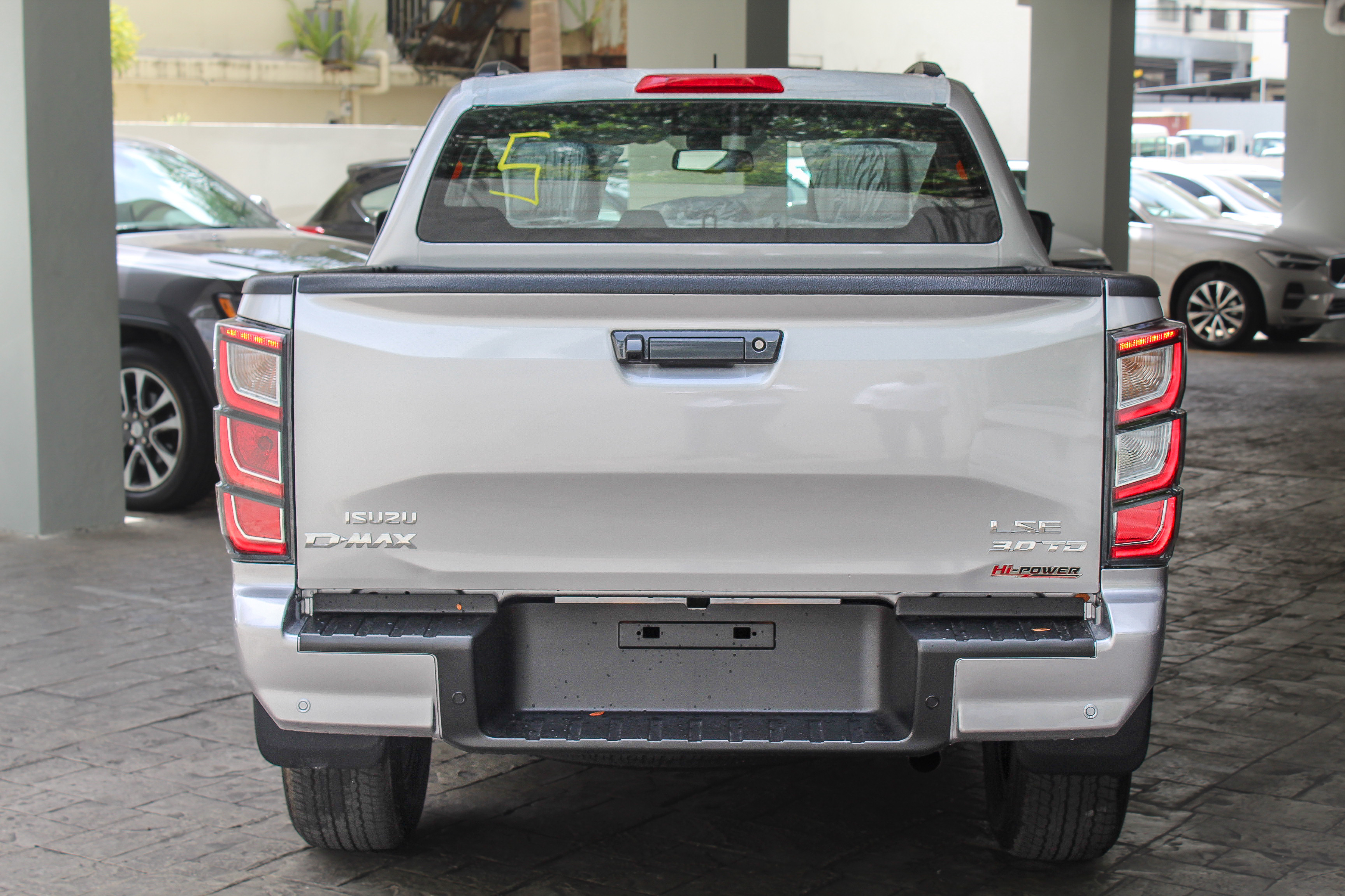 jeepetas y camionetas - Isuzu Dmax Full 2026 Plata 7