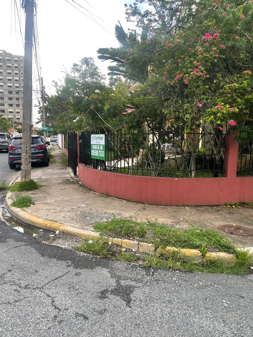 casas -  El Millon, Distrito Nacional, Santo Domingo
Casa en venta en el Millon  3